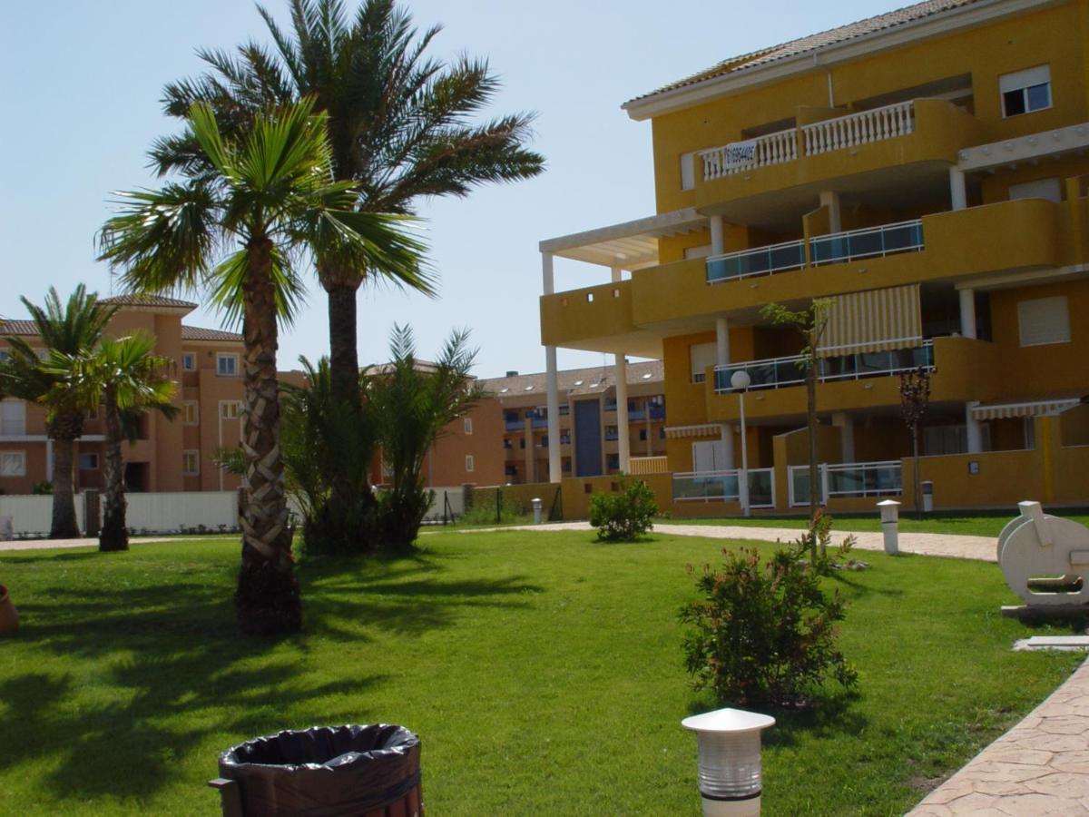 Apartamento Brisas De Denia Bagian luar foto